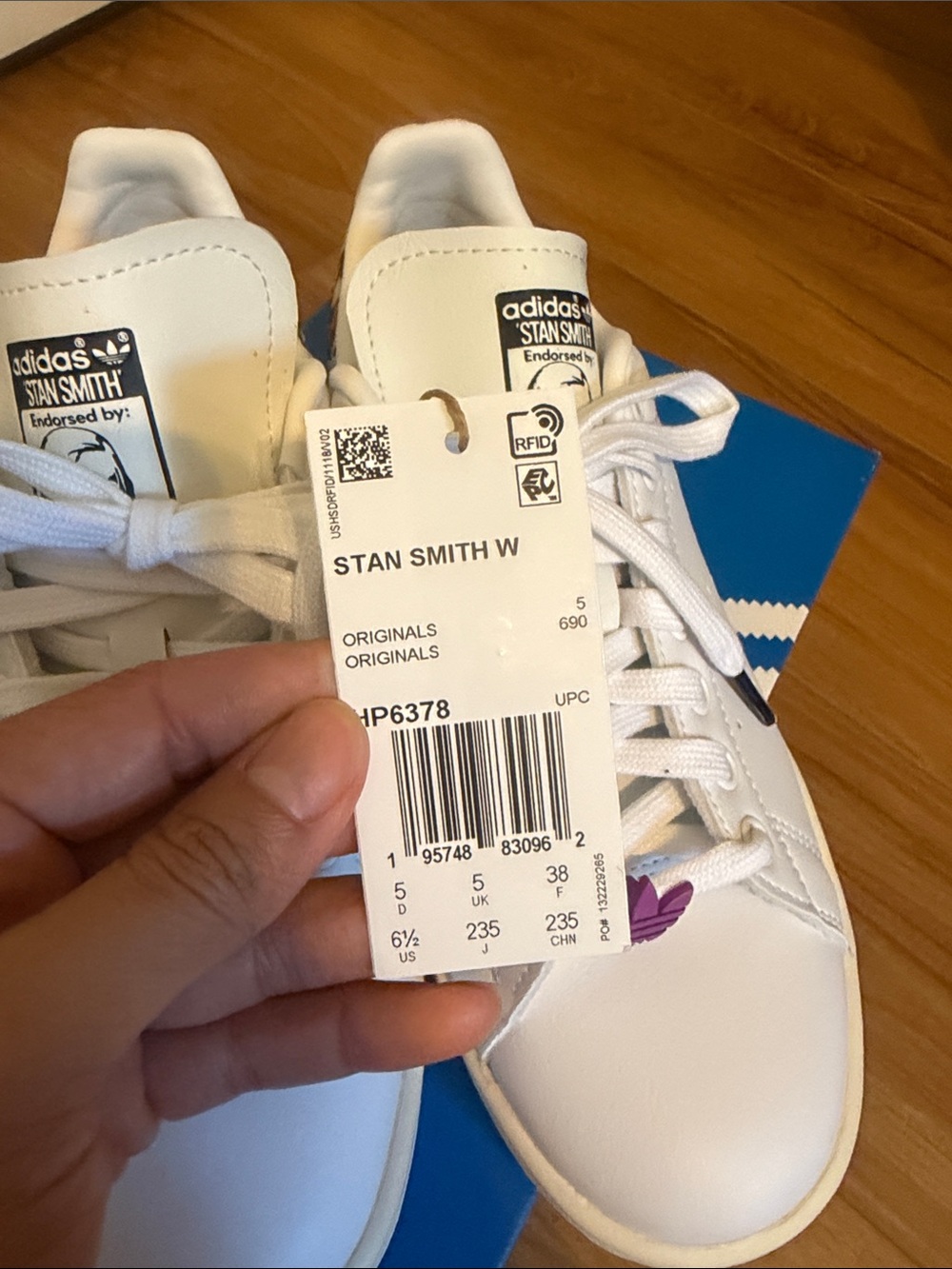 adidas Women’s Stan Smith Butterfly Heel Tab Sneakers Size 6.5 - Picture 7 of 8